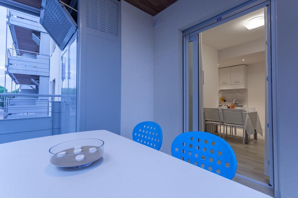 Residence Vivaldi Bibione Esterno foto