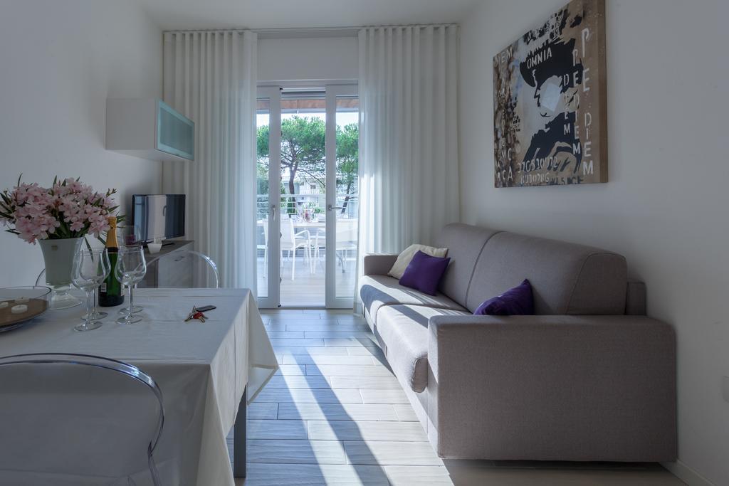 Residence Vivaldi Bibione Esterno foto